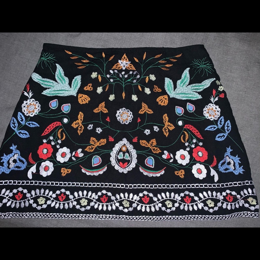 High quality Embroidery skirt.